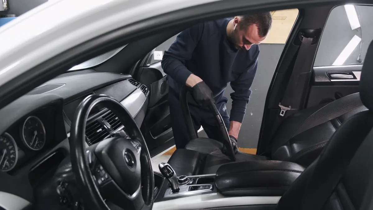 Solutions &amp; ApplicationsChoose your application and find the right solution!